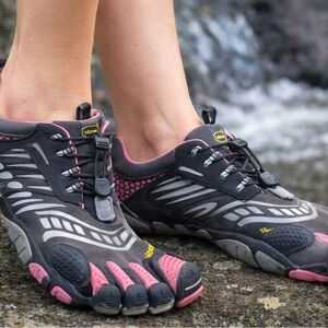 Vibram FiveFingers Barefoot Shoes KomodoSport  37 US 7 Black Pink Minimalist
